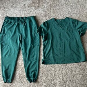 Forest green mandala scrub set